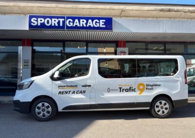 Renault Trafic 2.0 DCI – 9 Sitzer
